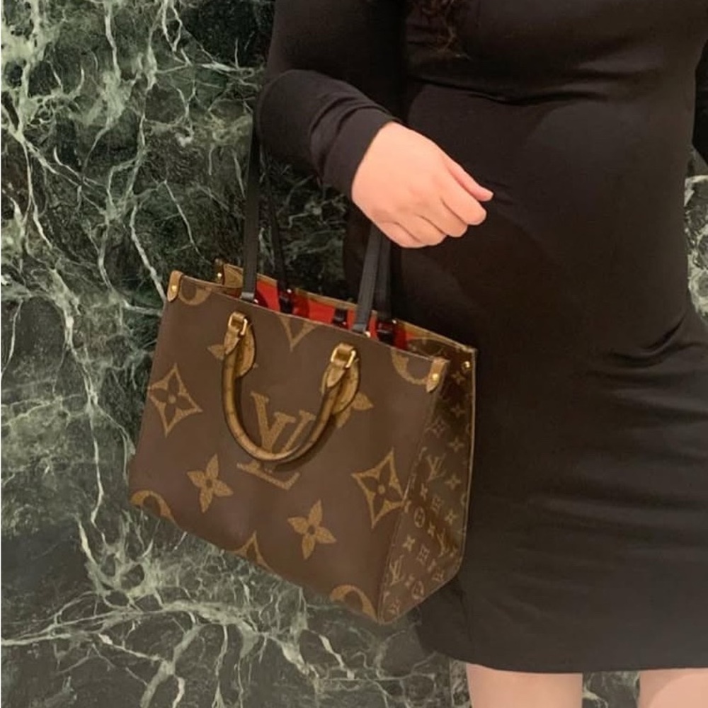Louis Vuitton Classic Brown Monogram Tote MM
